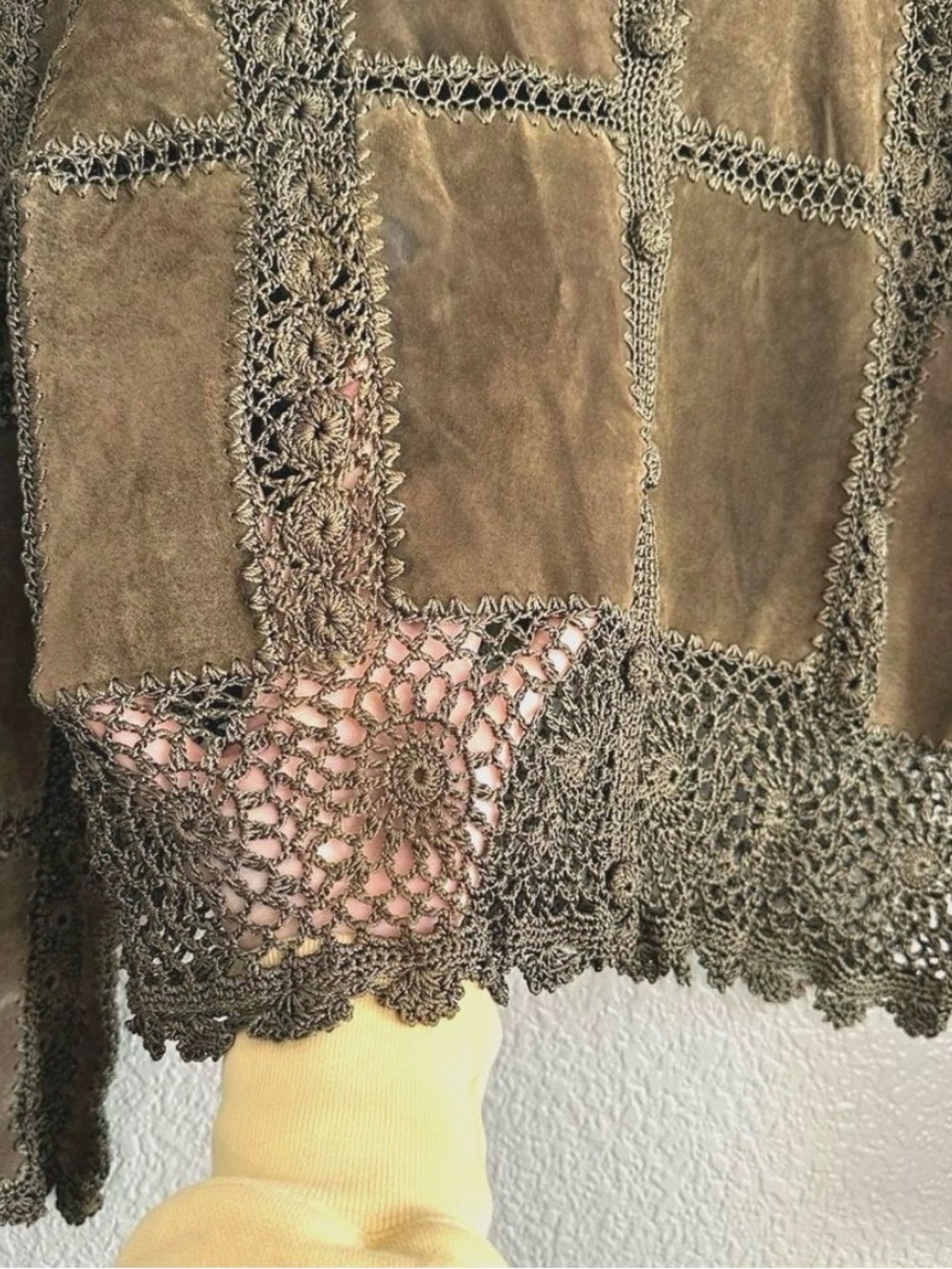 VINTAGE Green Suede Crochet Button front Cardigan Sweater Crew neck Longsleeve - Picture 8 of 13